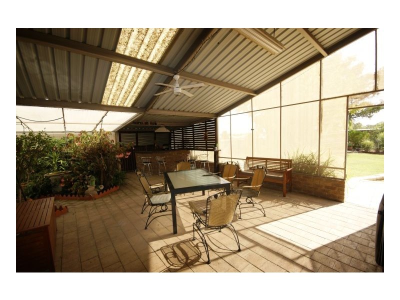 211 Victoria Street, Deniliquin NSW 2710