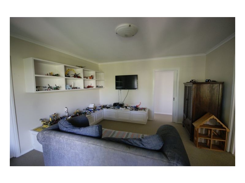 6 Thomas Court, Deniliquin NSW 2710