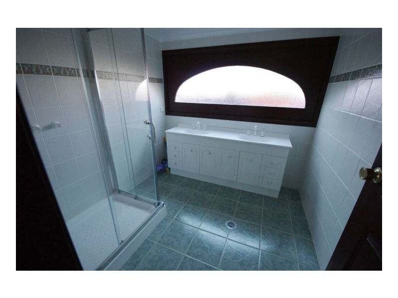 93 Macauley St, Deniliquin NSW 2710