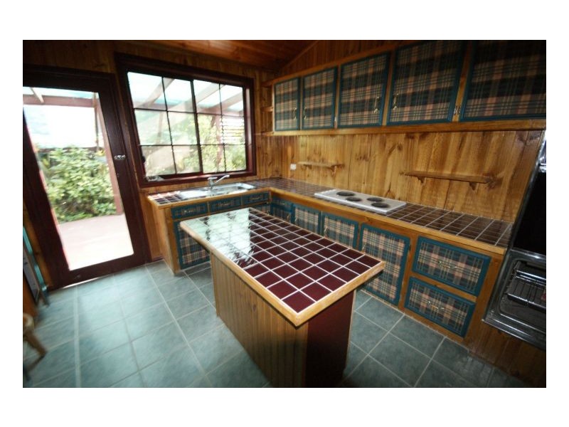 93 Macauley St, Deniliquin NSW 2710