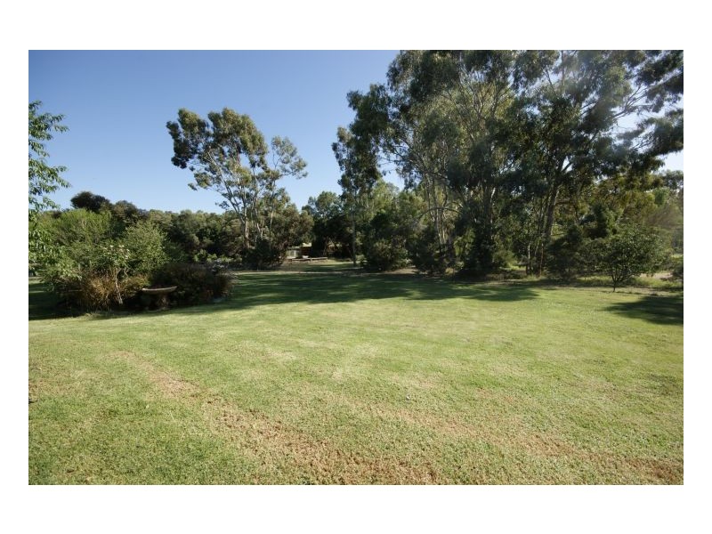 603 Henry St, Deniliquin NSW 2710