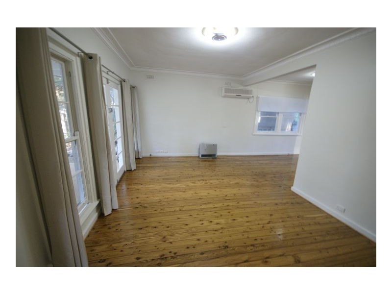 106 Junction Street, Deniliquin NSW 2710