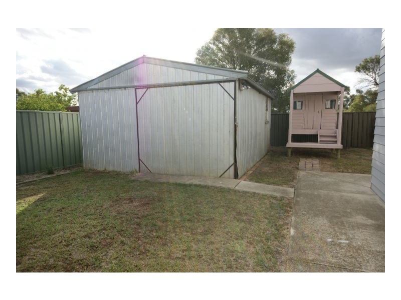 69 Decimus Street, Deniliquin NSW 2710