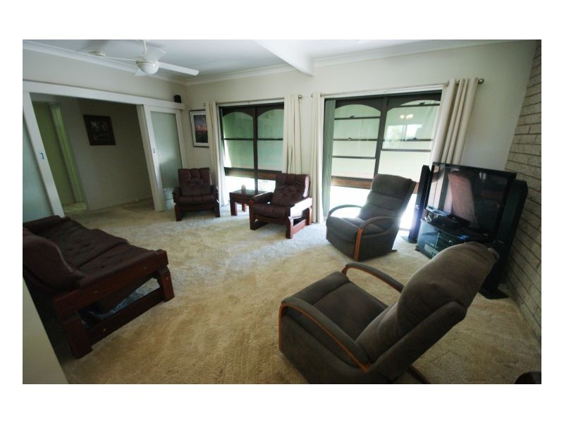 448 Wilkinson St, Deniliquin NSW 2710