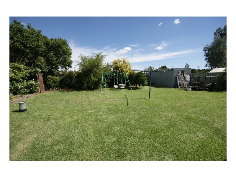 448 Wilkinson St, Deniliquin NSW 2710