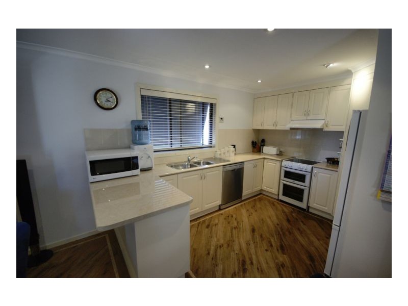 92, Macauley St, Deniliquin NSW 2710