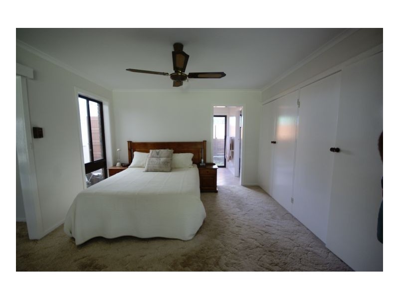 69 Cooinda Lane, Deniliquin NSW 2710