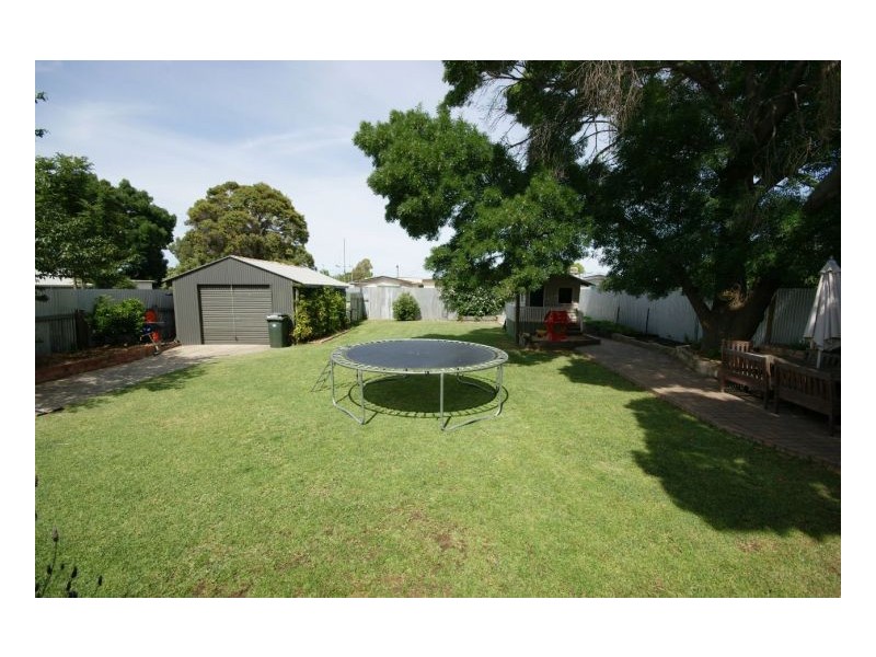 448 Wood Street, Deniliquin NSW 2710