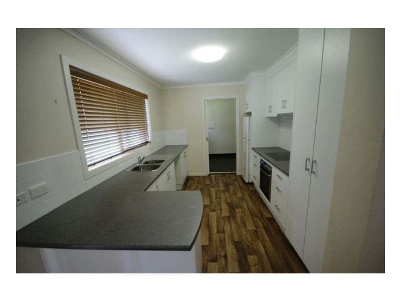 153 Burton Street, Deniliquin NSW 2710