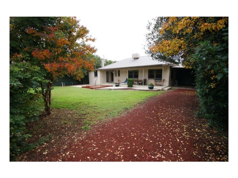 445 Maher St, Deniliquin NSW 2710