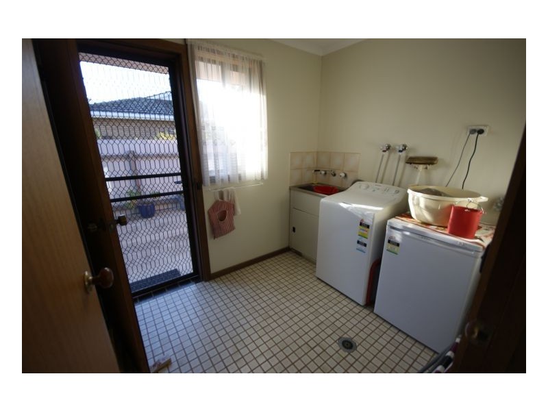 1/279 Harfleur St, Deniliquin NSW 2710