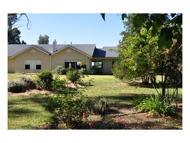 Bernleigh Old Morago Rd, Deniliquin NSW 2710