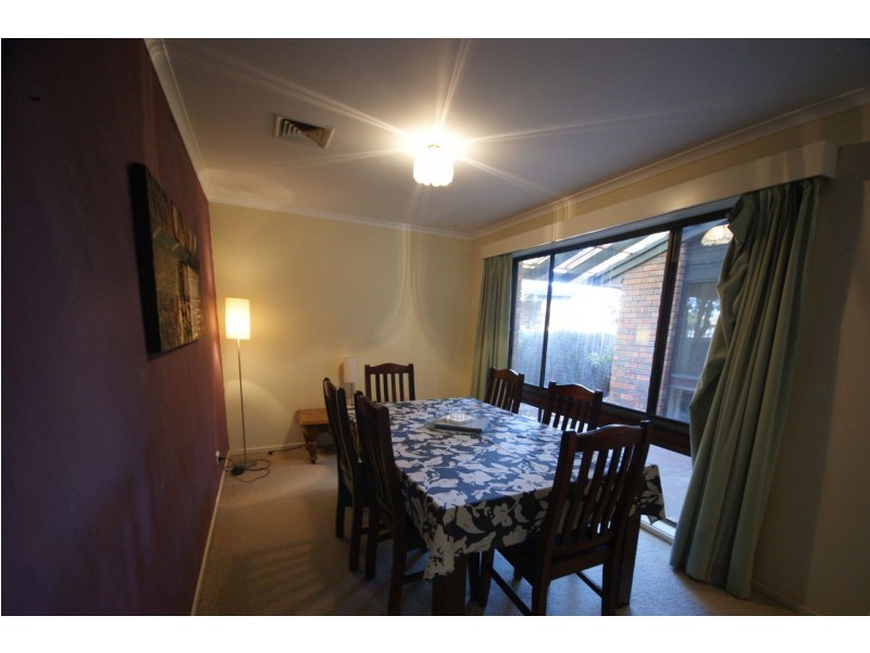 4 Renwick Crt, Deniliquin NSW 2710