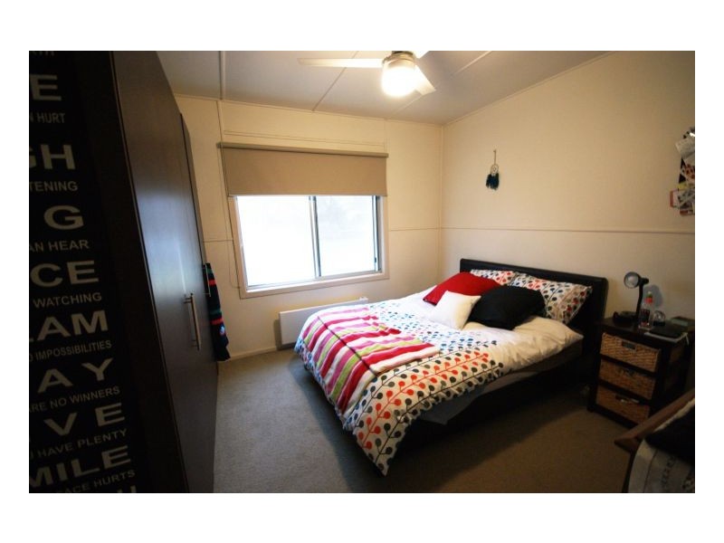 406 Campbell Cres, Deniliquin NSW 2710