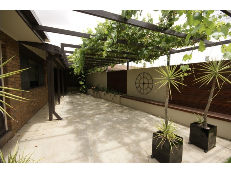 14 Mazamet Court, Deniliquin NSW 2710