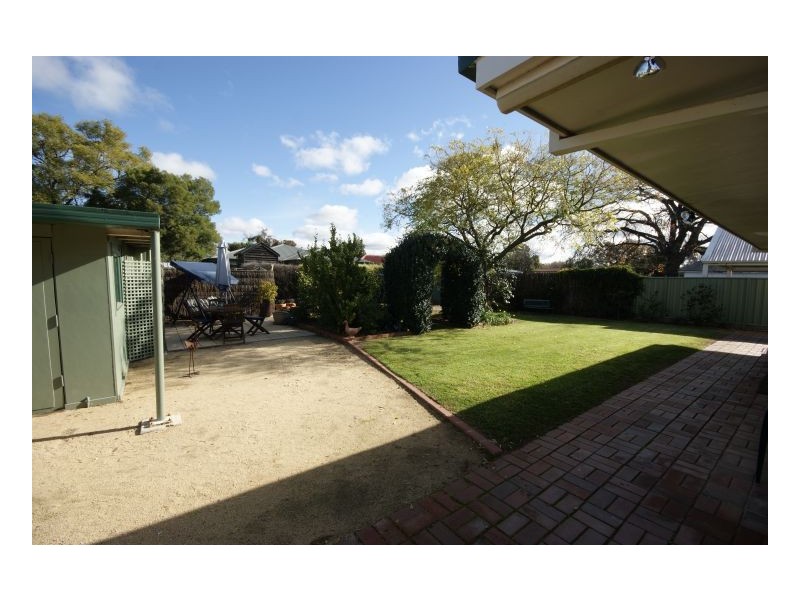 338 Harfleur St, Deniliquin NSW 2710