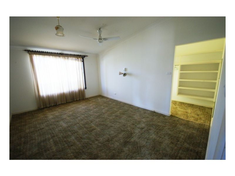 459 Wood Street, Deniliquin NSW 2710