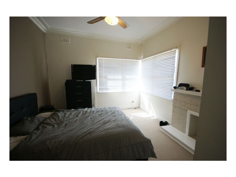 91 Crispe St, Deniliquin NSW 2710