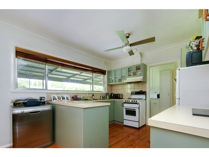 228 Waring Street, Deniliquin NSW 2710