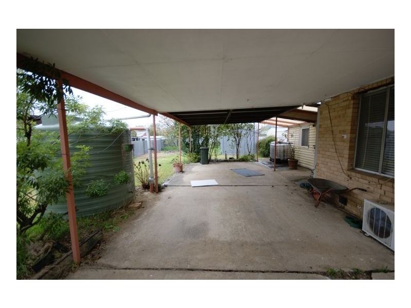 370 Fitzroy St, Deniliquin NSW 2710