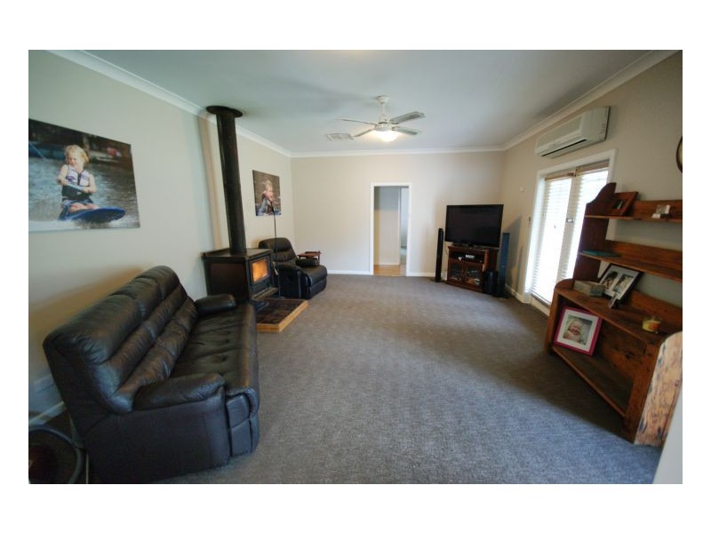 167 River St, Deniliquin NSW 2710