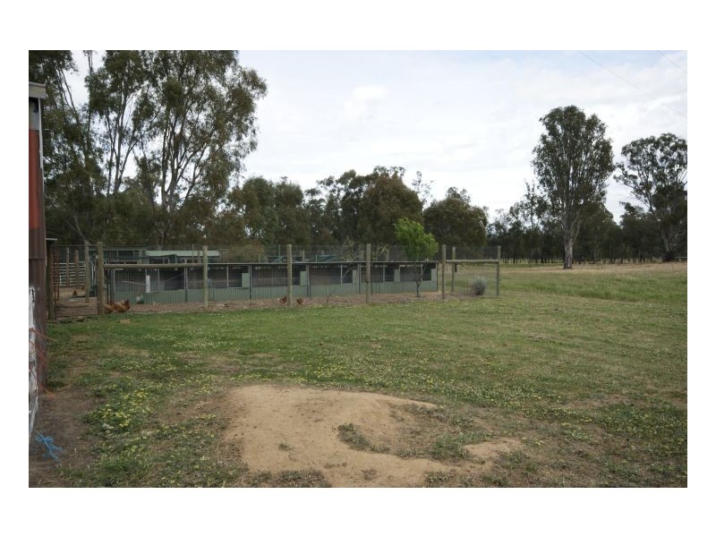 44 Wills Dr, Deniliquin NSW 2710
