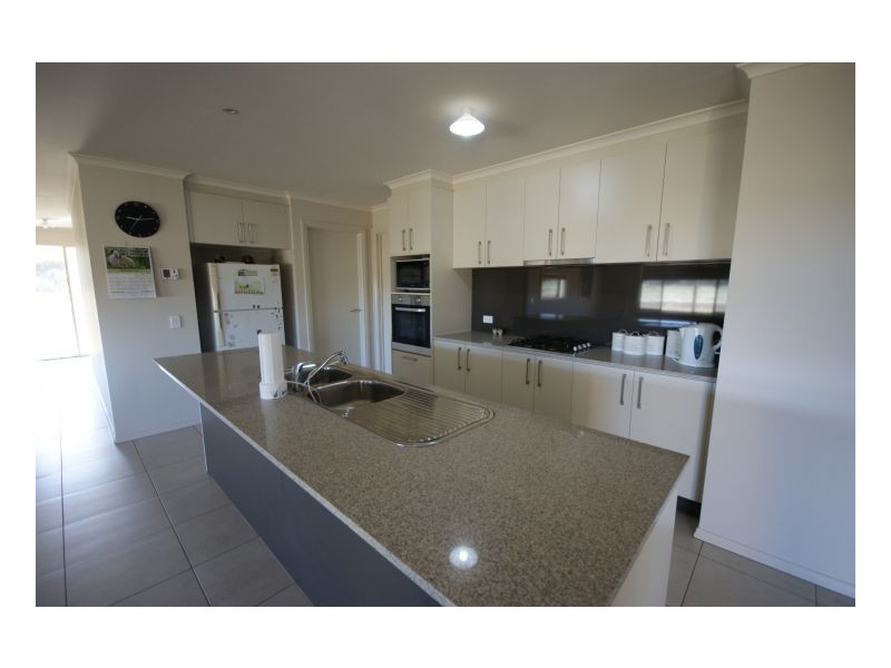 22 Todds Road, Deniliquin NSW 2710