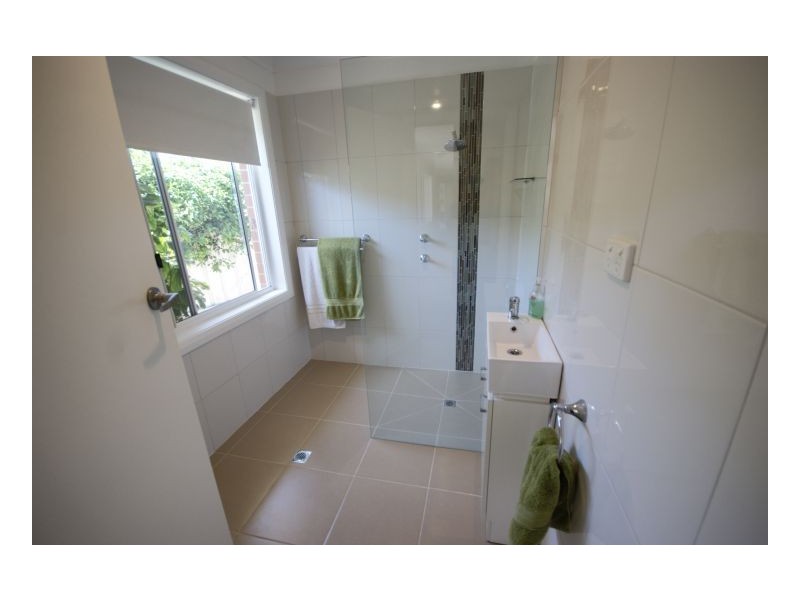 7 Warren Drive, Deniliquin NSW 2710