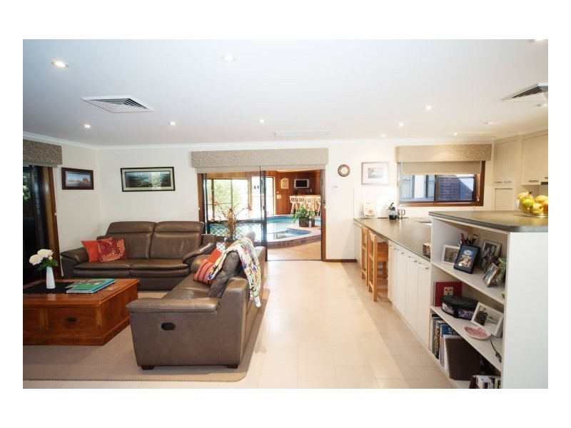 425 George St, Deniliquin NSW 2710