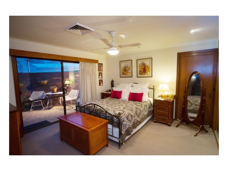 425 George St, Deniliquin NSW 2710