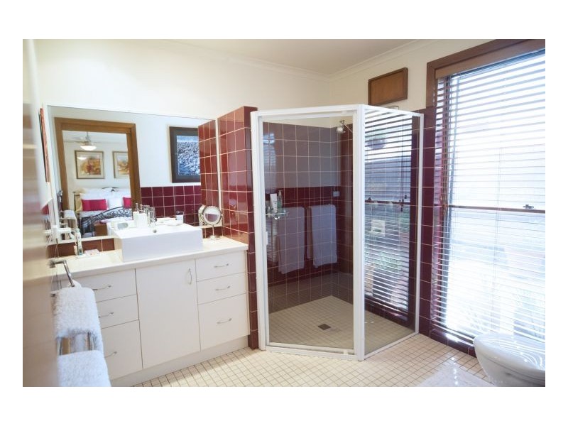 425 George St, Deniliquin NSW 2710