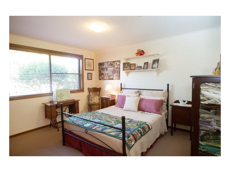 425 George St, Deniliquin NSW 2710