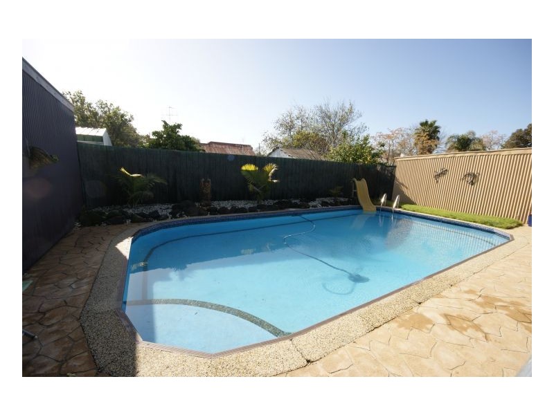 451 Wilkinson St, Deniliquin NSW 2710