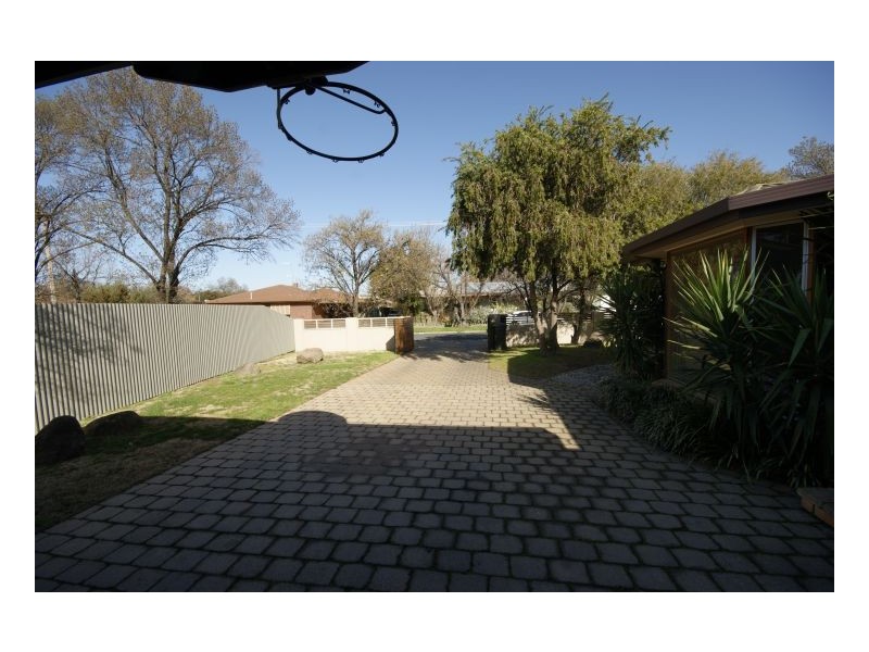 451 Wilkinson St, Deniliquin NSW 2710