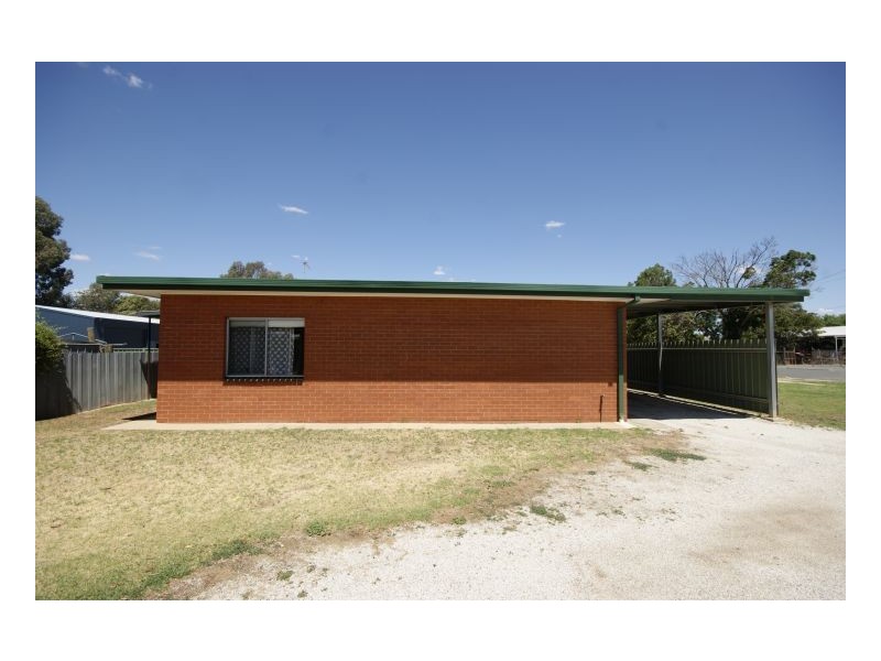 4/130 Macauley Street, Deniliquin NSW 2710