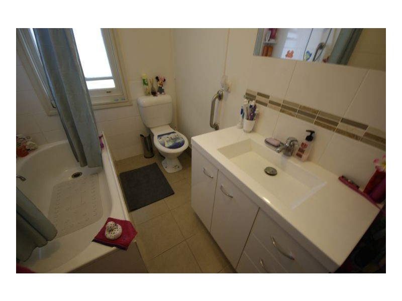 96 Decimus Street, Deniliquin NSW 2710