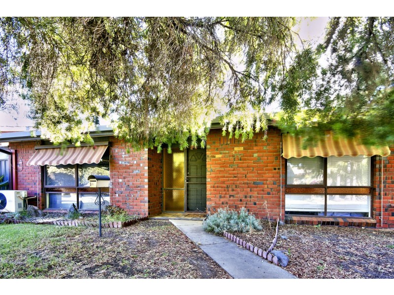 2/356 Wood Street, Deniliquin NSW 2710