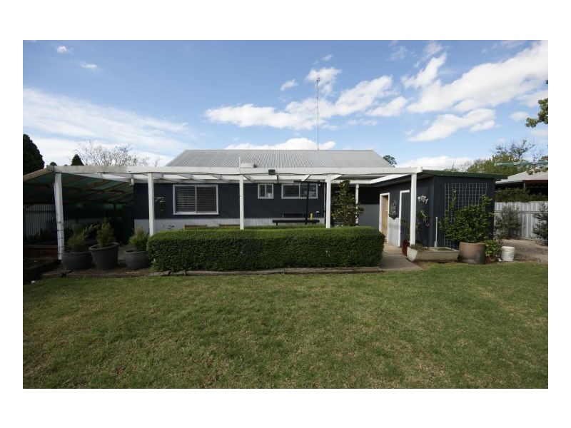 476 Cressy Street, Deniliquin NSW 2710