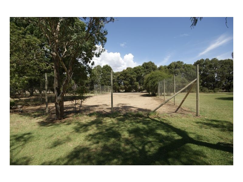 Mokanger Finley Rd, Deniliquin NSW 2710
