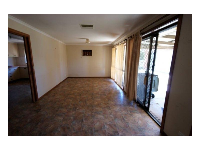 369 Henry Street, Deniliquin NSW 2710