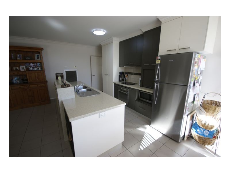 140 McMillan Street, Deniliquin NSW 2710