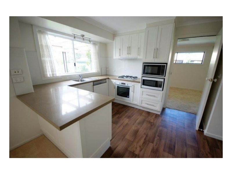 213 Burchfield Avenue, Deniliquin NSW 2710