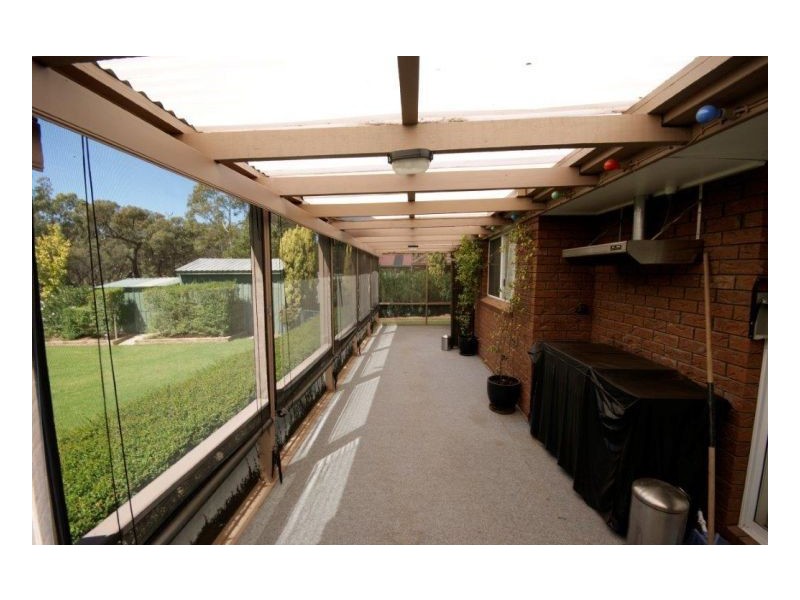213 Burchfield Avenue, Deniliquin NSW 2710