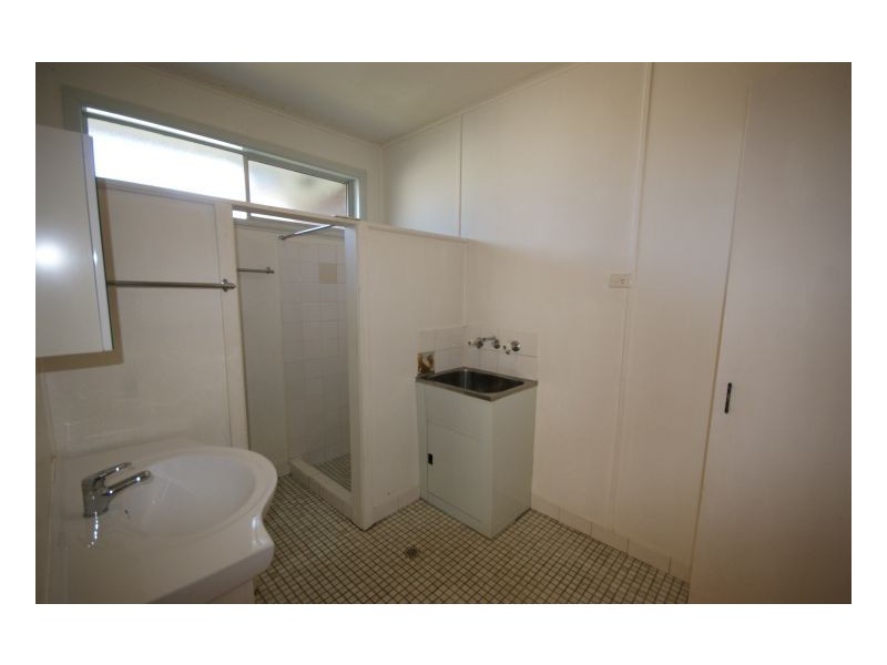 10/334-336 Henry Street, Deniliquin NSW 2710