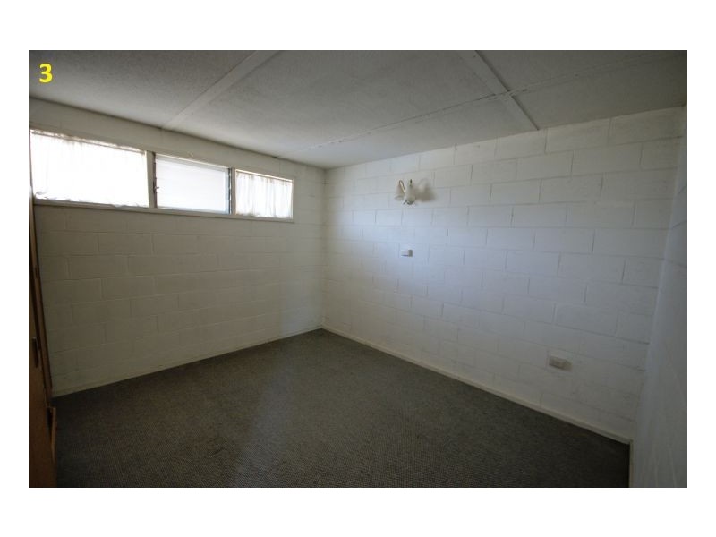 135-137 Wirraway Drive, Deniliquin NSW 2710