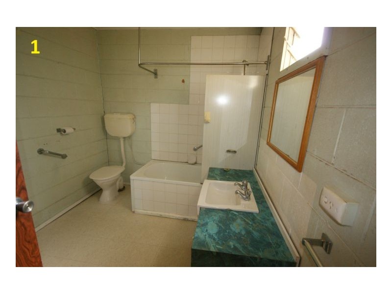 135-137 Wirraway Drive, Deniliquin NSW 2710