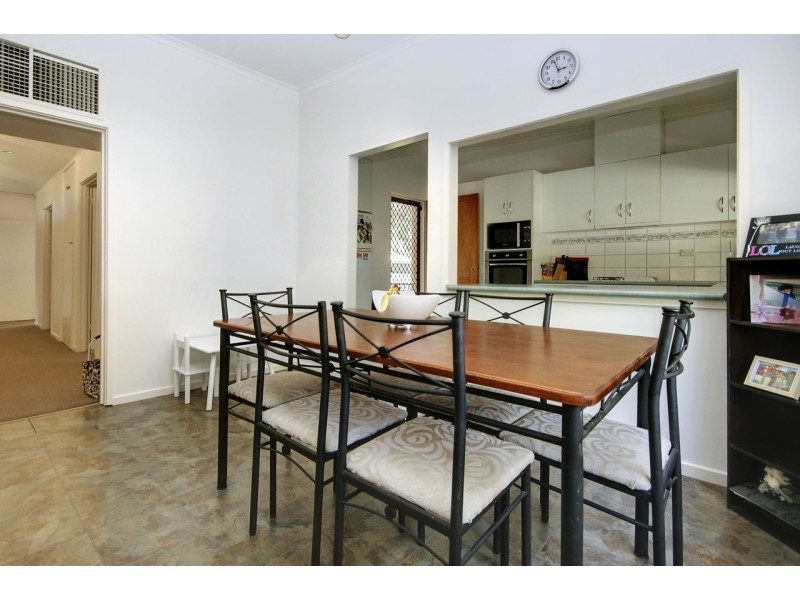 321 Poictiers Street, Deniliquin NSW 2710