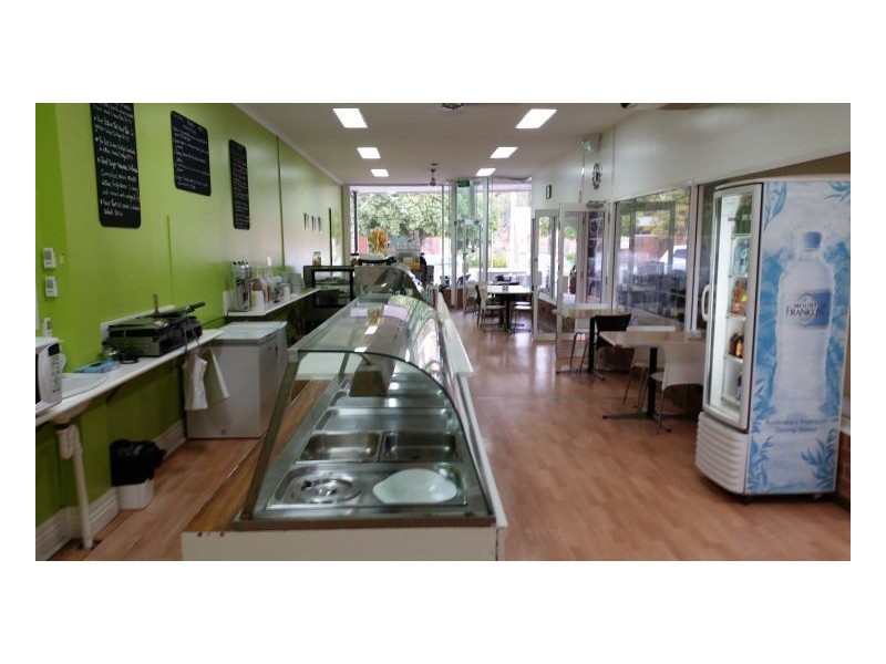 261 Cressy St, Deniliquin NSW 2710