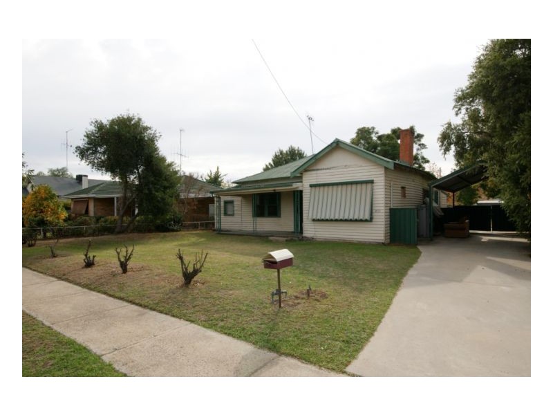 455 Cressy Street, Deniliquin NSW 2710