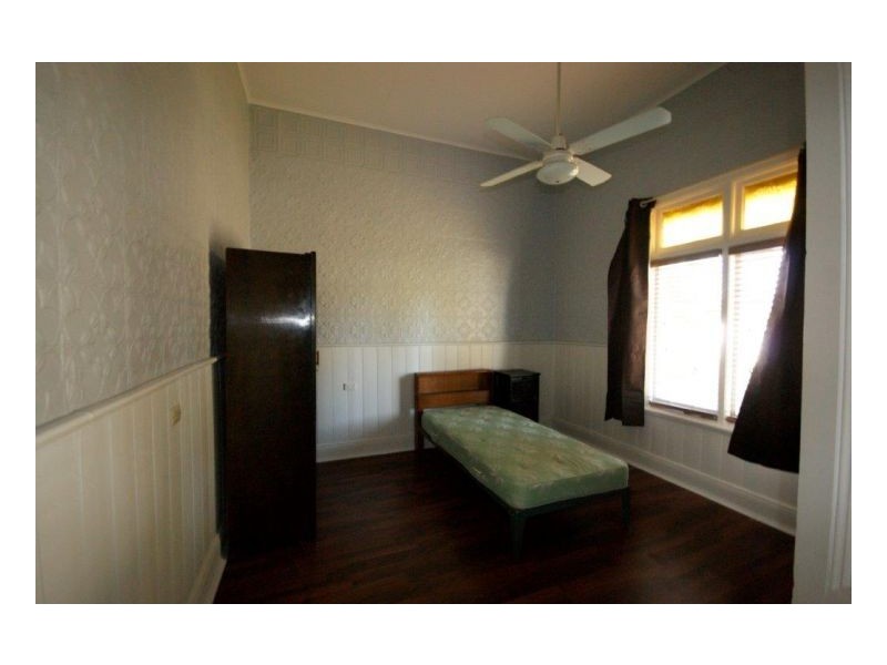 260 Victoria St, Deniliquin NSW 2710